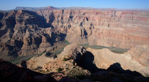 helicóptero no grand canyon