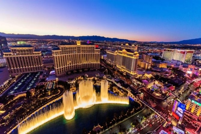 helicoptero + jantar luxuoso em las vegas